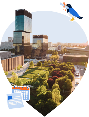 Widok z lotu ptaka na centrum Katowic z nowoczesnymi wieżowcami, zielonym parkiem i budynkiem NOSPR. Na zdjęciu dodane są grafiki: kalendarz, ptak z dyplomem i teatralne maski.