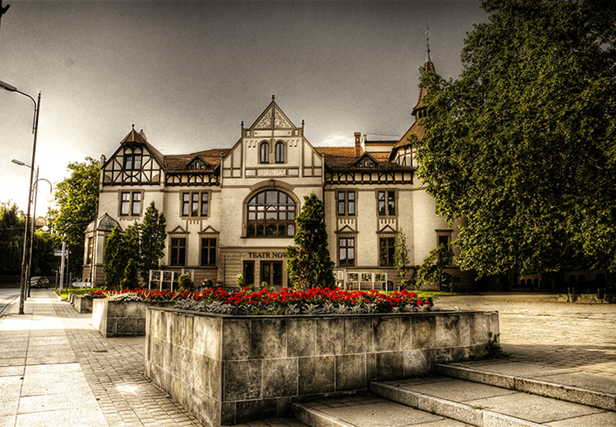 Teatr Nowy w Zabrzu Autorstwa Janic zabrze - Praca własna, CC0, https://commons.wikimedia.org/w/index.php?curid=140664884