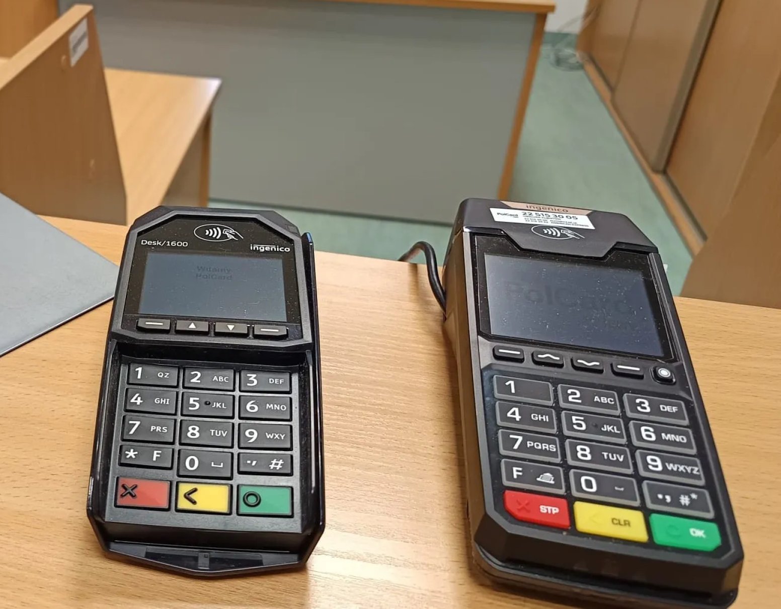 Zapłacisz kartą lub BLIKIEM przy okienku – nowe udogodnienie w Wydziale Komunikacji w Rudzie Śląskiej UM Ruda Śląska