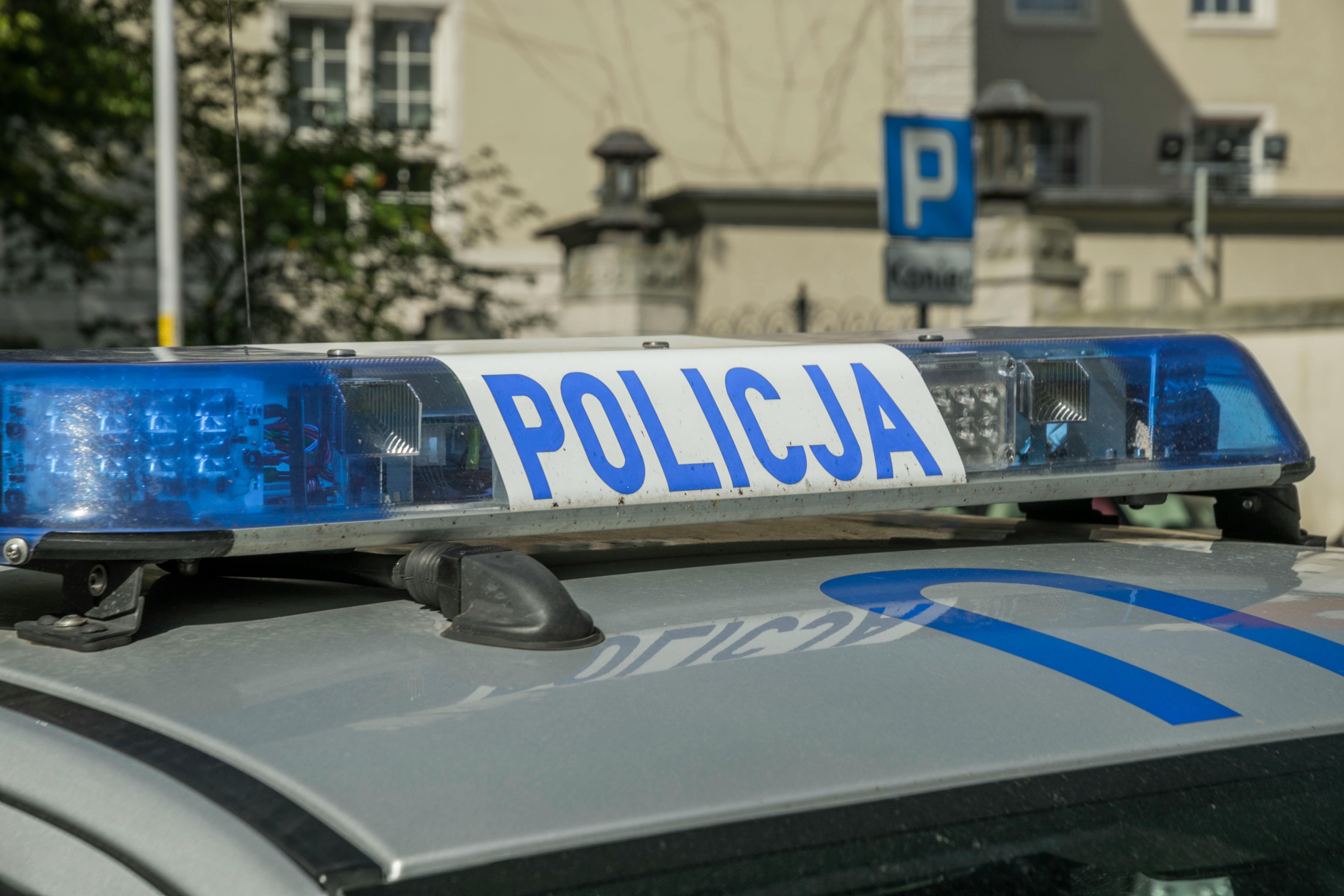 Odzyskali Mercedesa za 300 tysięcy złotych. Auto skradzione we Francji było w powiecie wodzisławskim zdjęcie ilustracyjne
