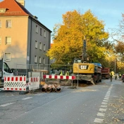 Zamknięta ulica Pułaskiego na odcinku od Wallisa do Chopina