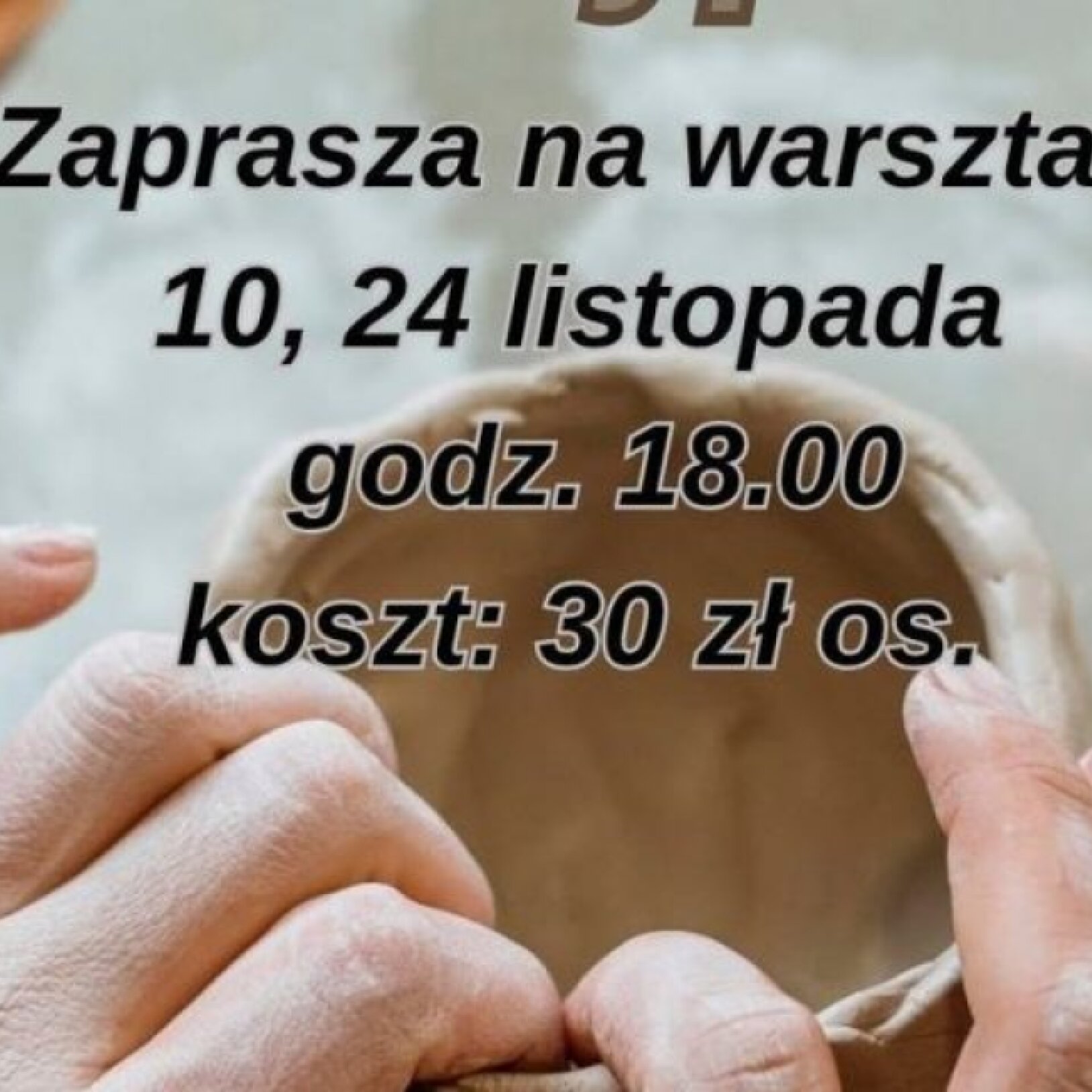 Dłonie formujące ceramikę