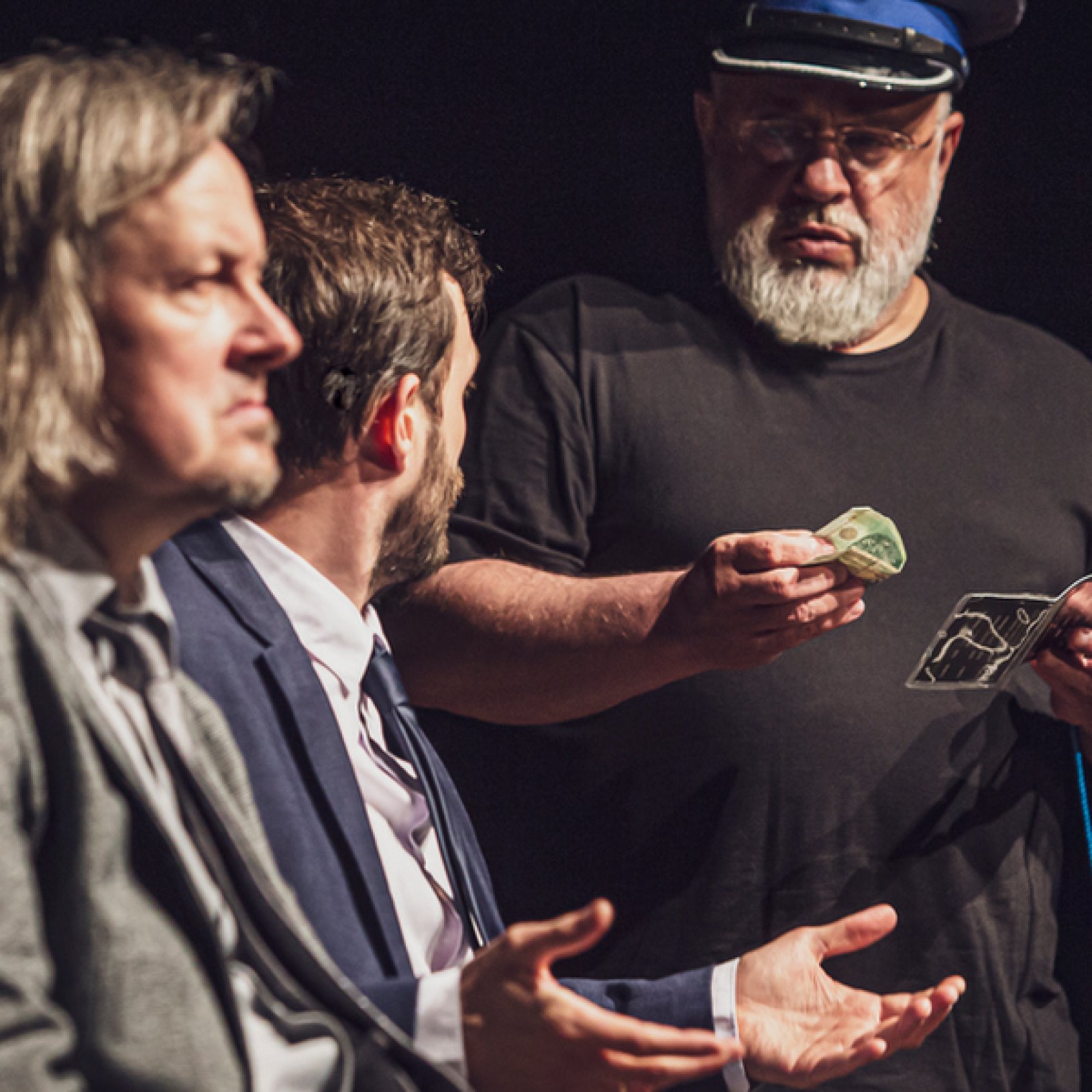 zdjęcie trzech aktorów