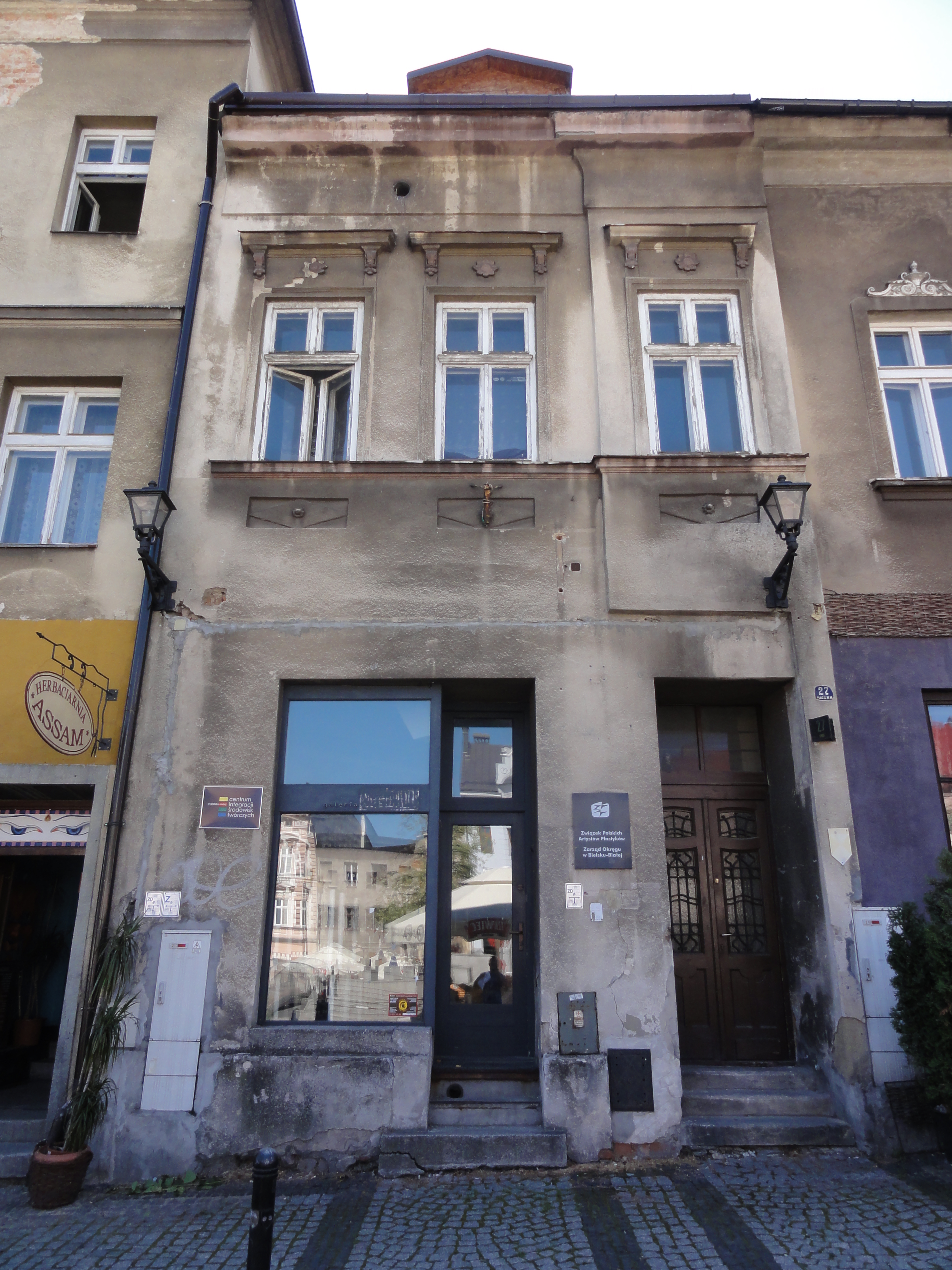 Galeria Sztuki PPP – Związek Polskich Artystów Plastyków Bielsko-Biała Autorstwa D T G - Praca własna, CC BY-SA 3.0, https://commons.wikimedia.org/w/index.php?curid=20913639