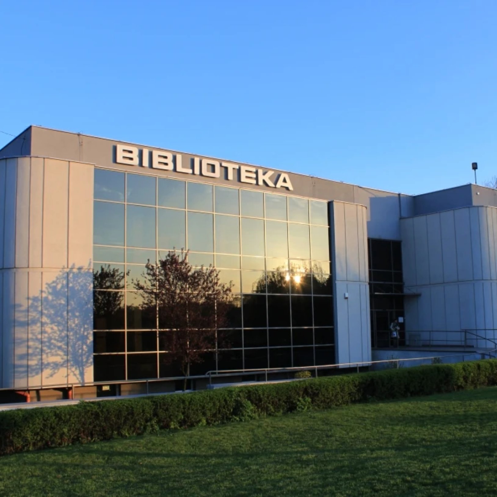 Miejska i Powiatowa Biblioteka Publiczna im. Stefana Żeromskiego w Będzinie