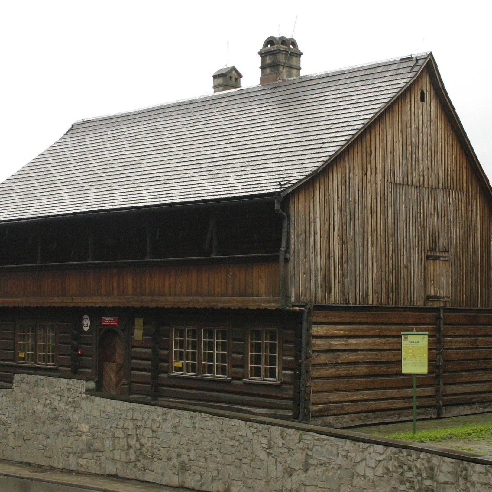 Dom Tkacza – Muzeum Historyczne w Bielsku-Białej CC BY-SA 2.5, https://commons.wikimedia.org/w/index.php?curid=653496
