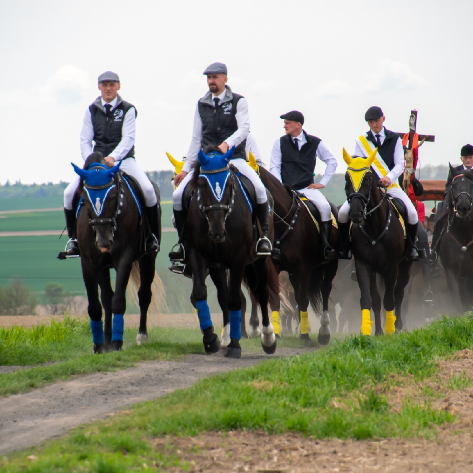 Wielkanocna Procesja Konna