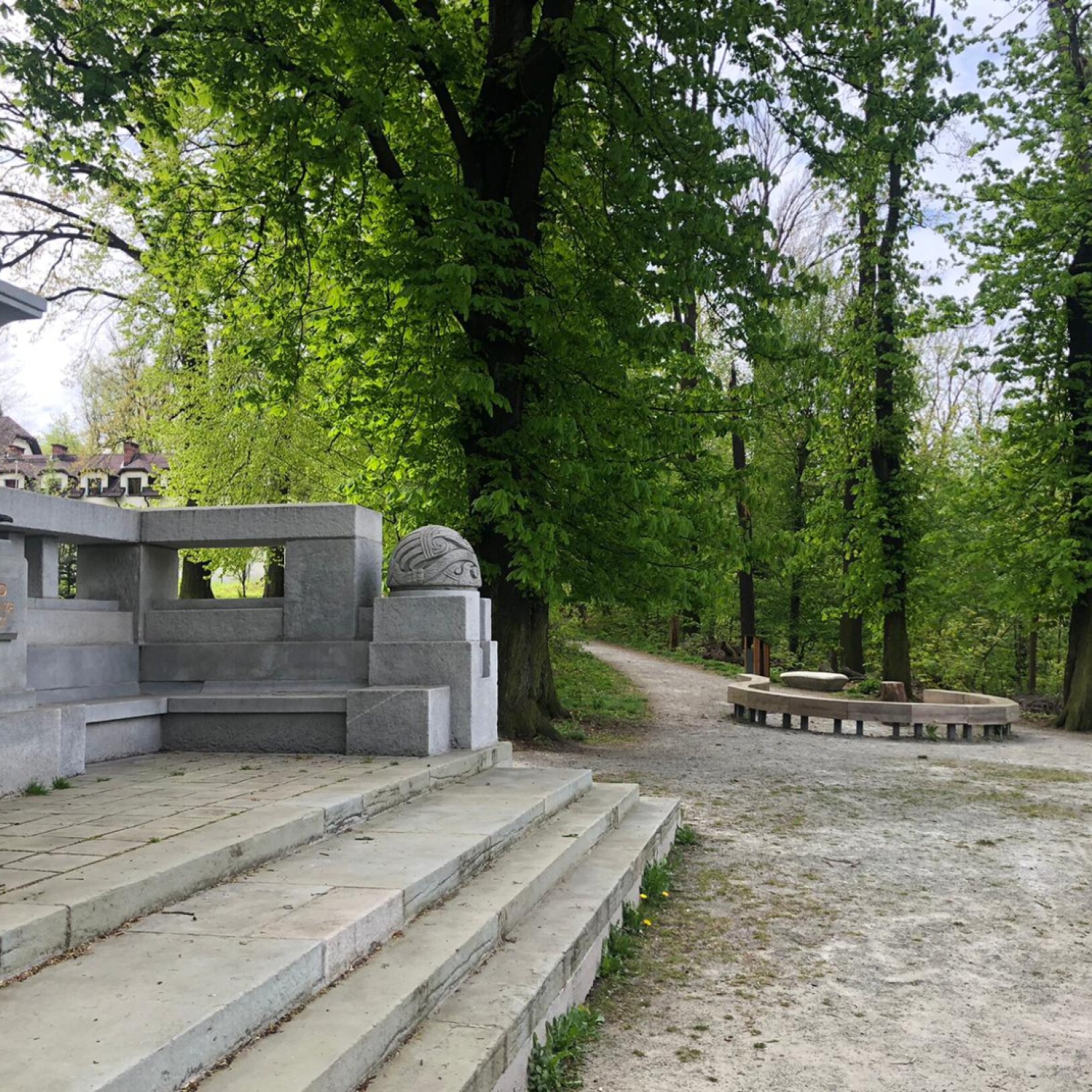 zdjęcie pomnika Mieszka w Cieszynie