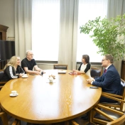 Partnerskie rozmowy między teatrami