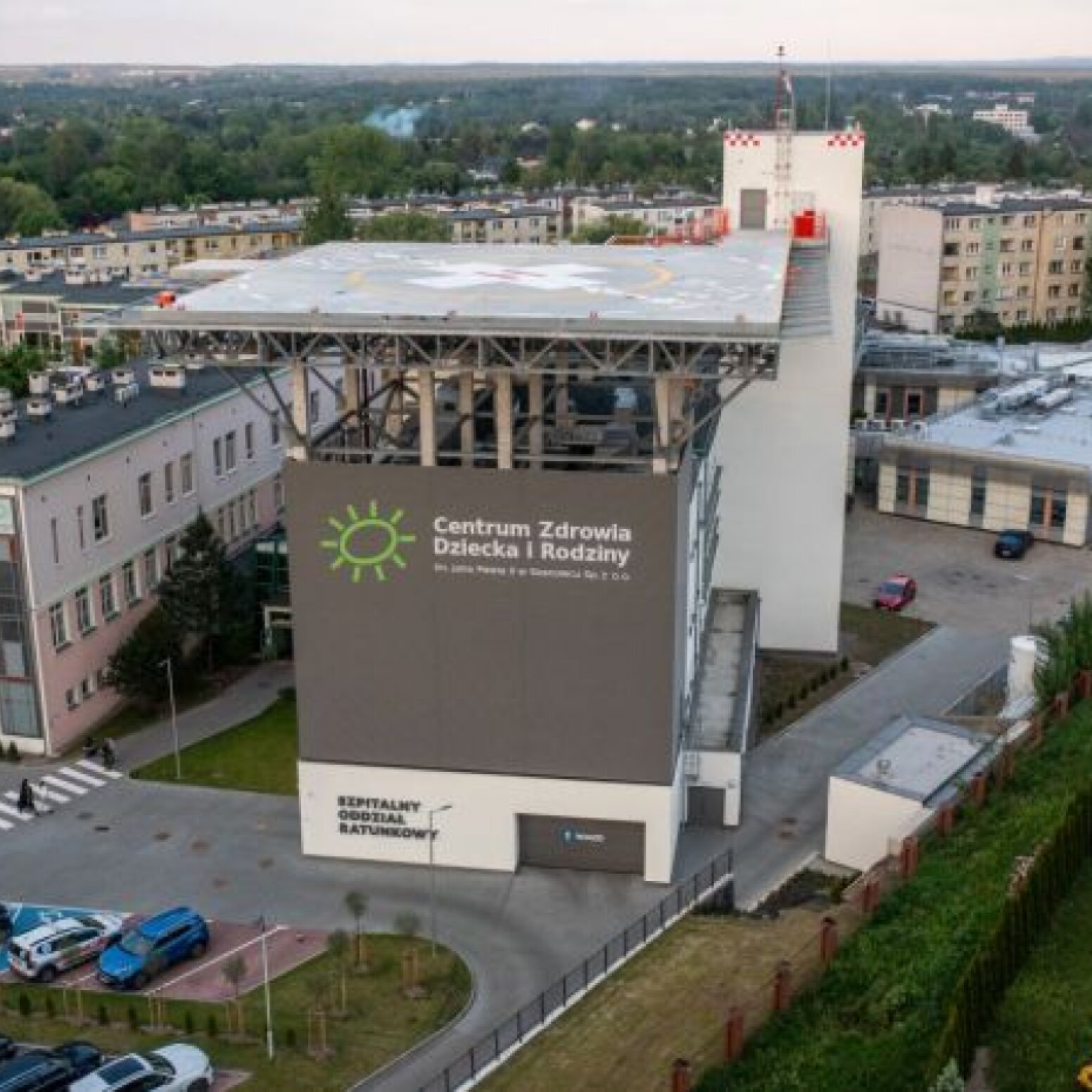 Widok na Centrum Zdrowia Dziecka i Rodziny w Sosnowcu