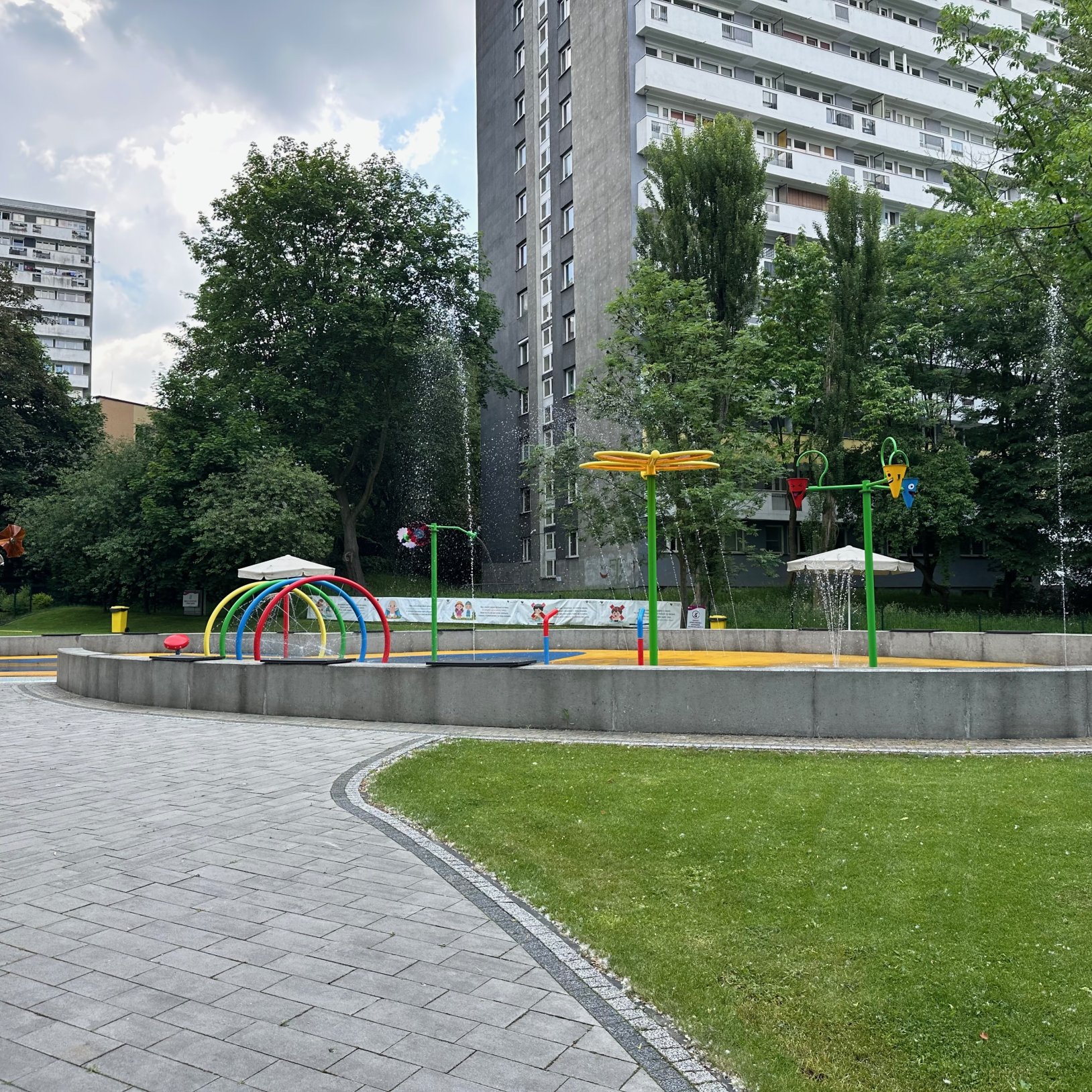 wodny park na osiedlu tysiąclecia w katowicach