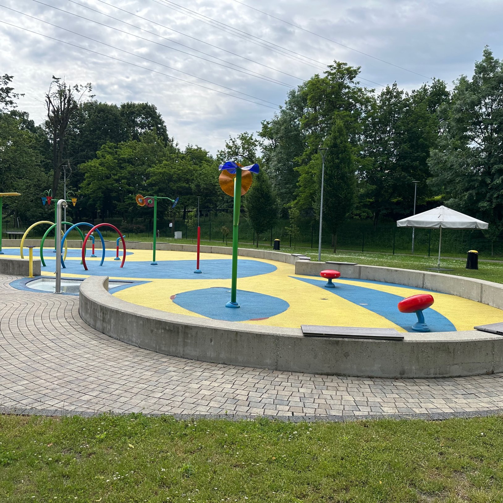 Wodny Plac Zabaw na Ośrodku Sportowym Gliwicka w Katowicach