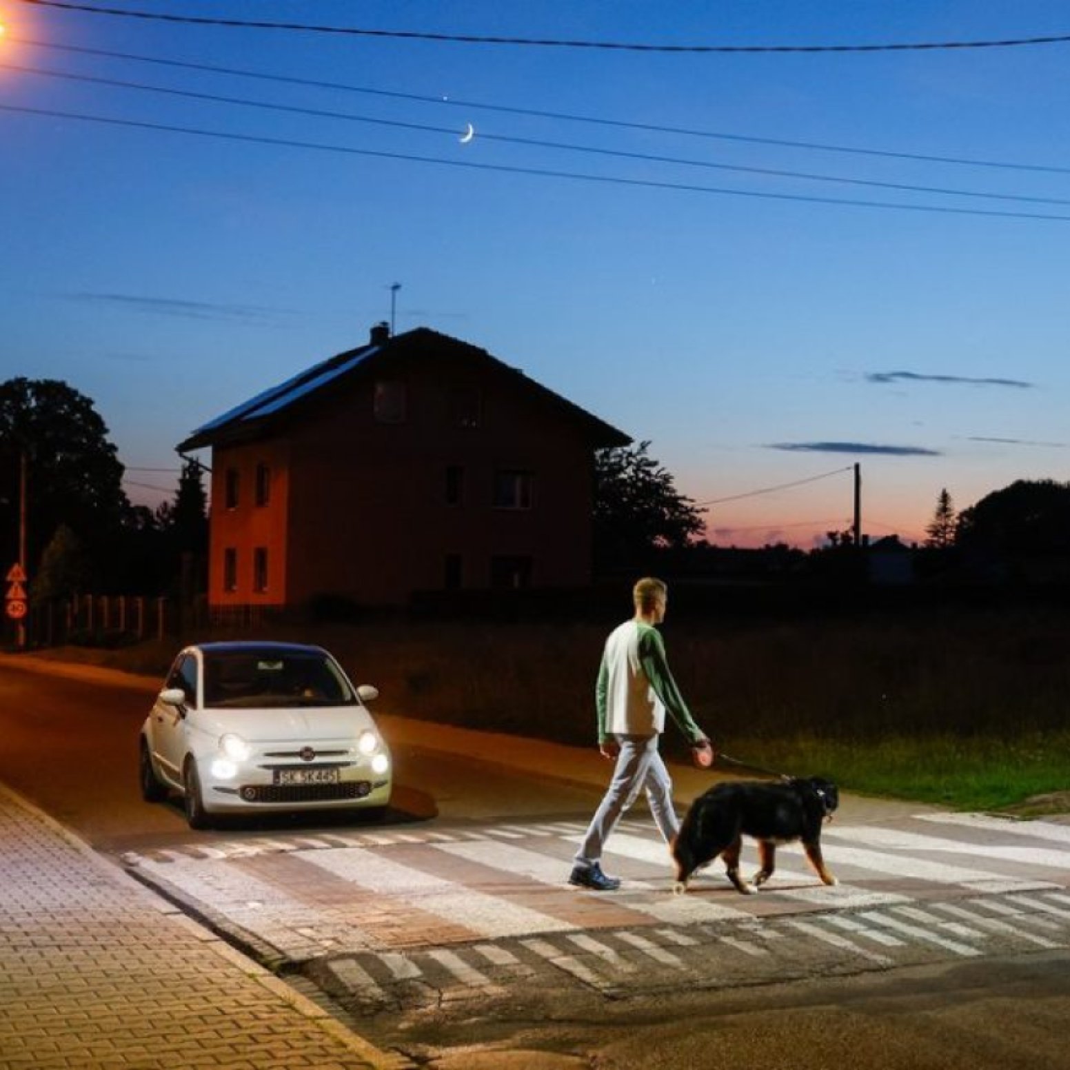 Oświetlone przejście dla pieszych