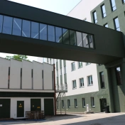 Budynek szpitala zewnątrz