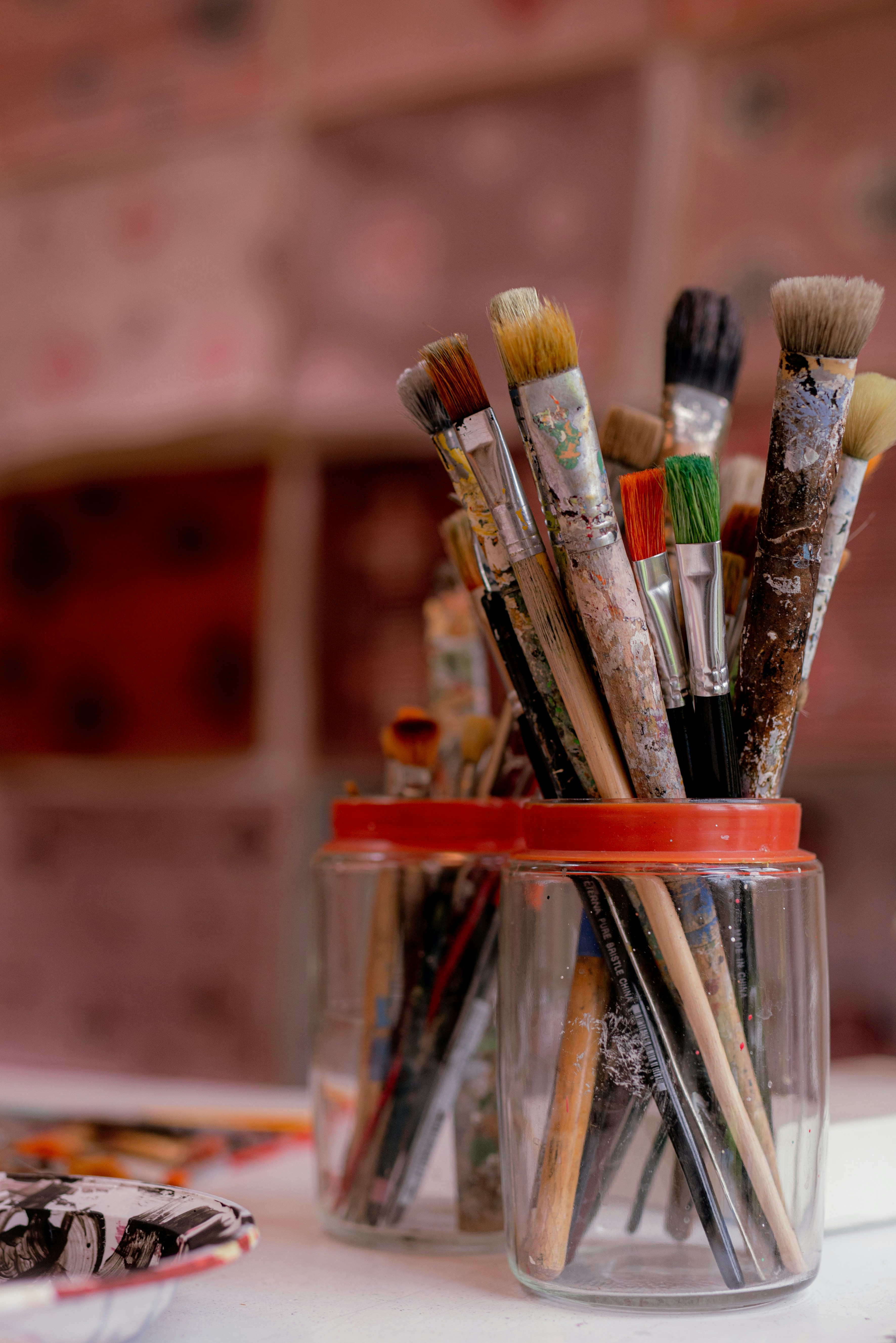 „Artefakty” – wystawa uczniów z Tychów otwiera się w Mikołowie 