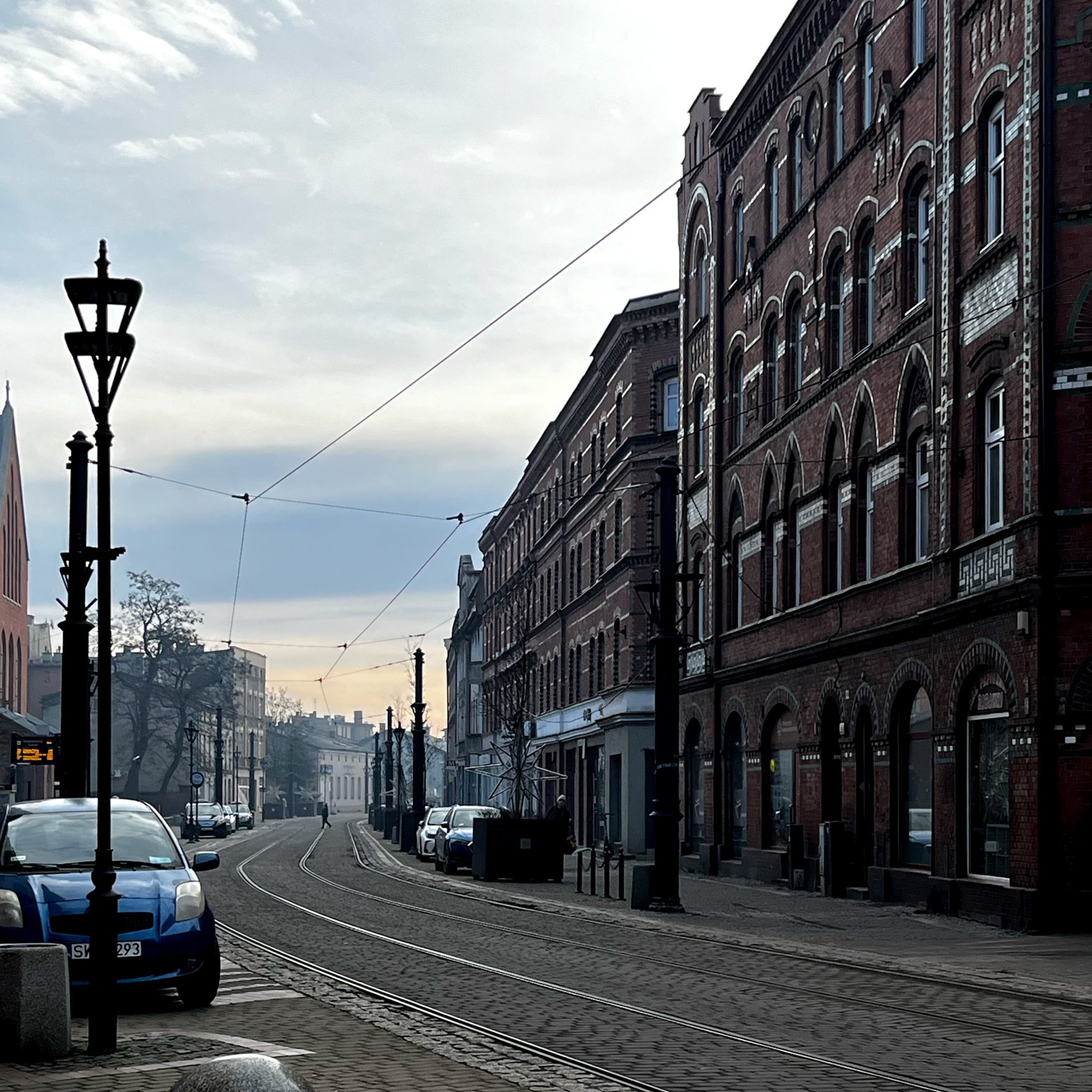 Niebezpieczne zachowanie na Wiśniowej. BMW wyprzedzało na pasach — kierująca zatrzymana - Świętochłowice
