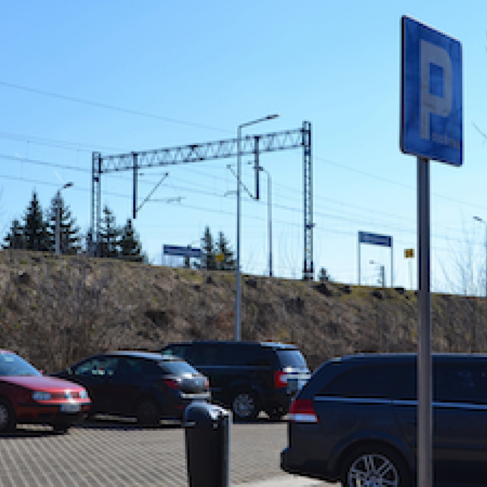 Parking przy stacji kolejowej Katowic-Podlesie
