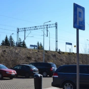 Parking przy stacji kolejowej Katowic-Podlesie