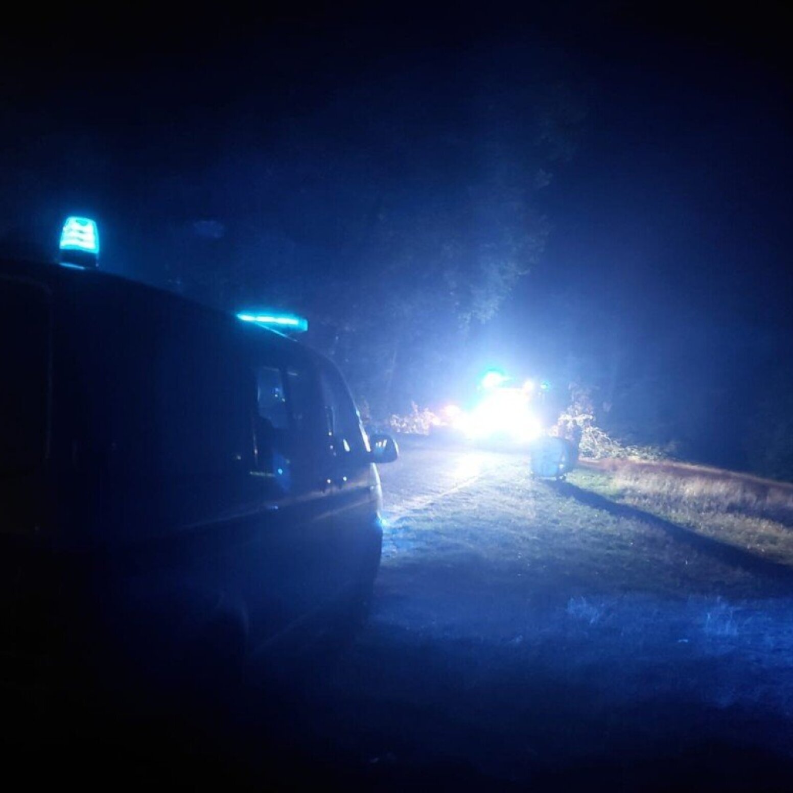 Droga zalewu Nakło-Chechło nocą