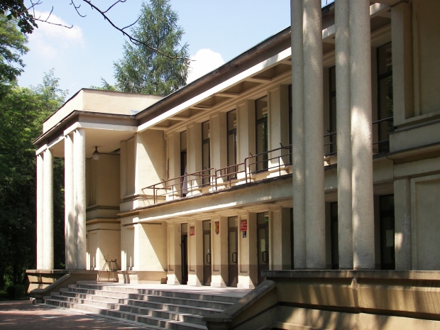Centrum Kultury Śląskiej Silesia Media - Silesia Media, CC BY-SA 3.0, https://commons.wikimedia.org/w/index.php?curid=2941118