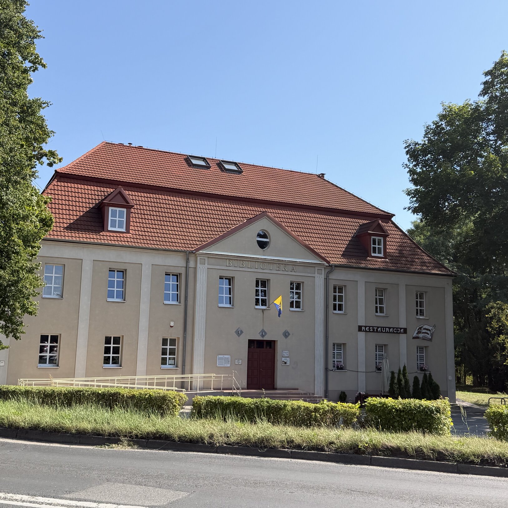 Miejska Biblioteka Publiczna – Filia nr 18 (w Pałacyku Donnersmarcków)