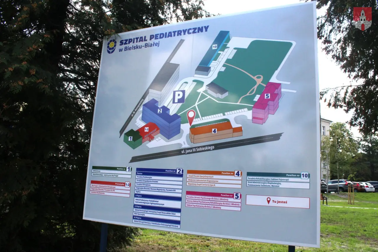 tablica informacyjna szpitala