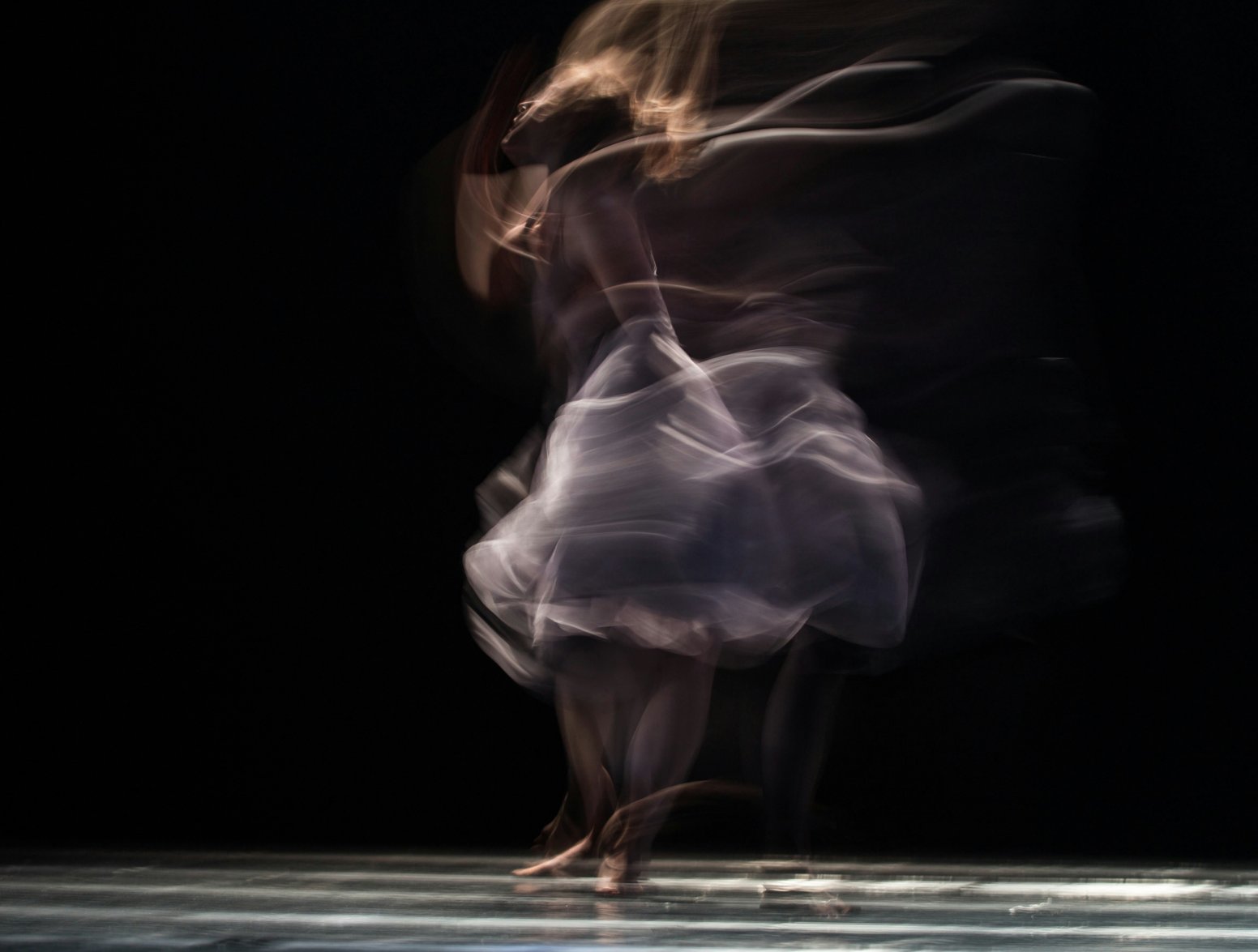 Rozbark otwiera scenę. Rusza Open Space dla niezależnych artystów tańca Photo by Ahmad Odeh on Unsplash